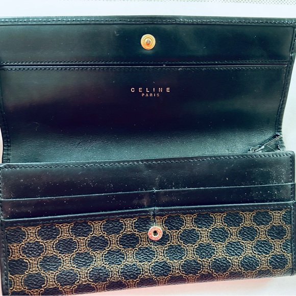 Celine Wallet in EUC Vintage - Picture 5 of 11